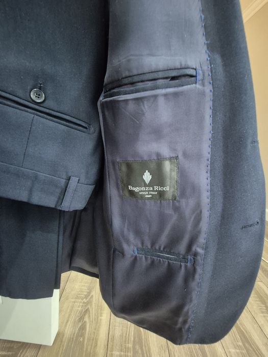 Продам костюм двойку на подростка