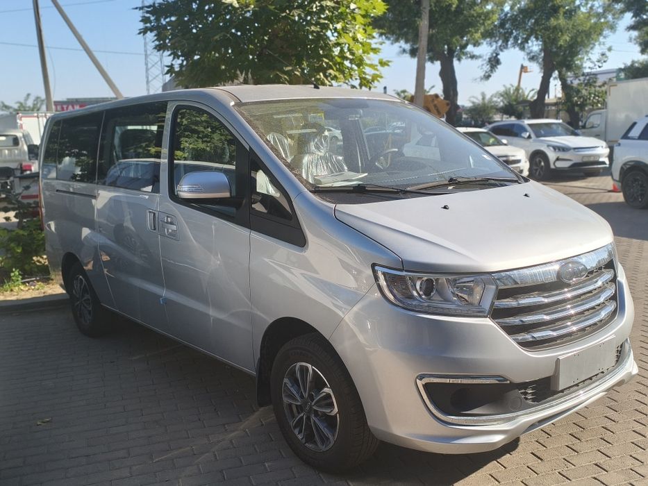 JAC avtosaloni M3 M4 x200