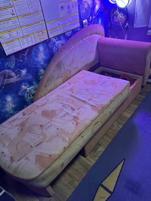 Продам Диван складной