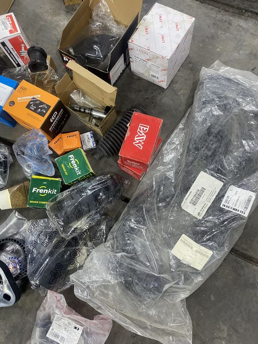 Продам запчасти на Subaru Tribeca