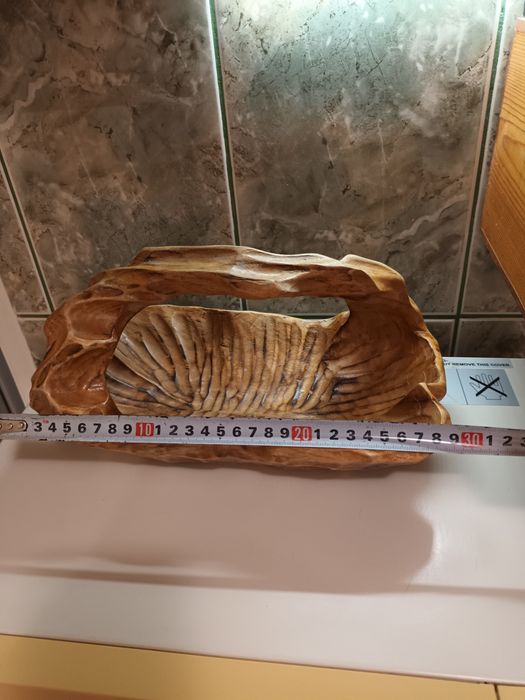 Дървена кошница с дръжка от цяло дърво ръчна изработка