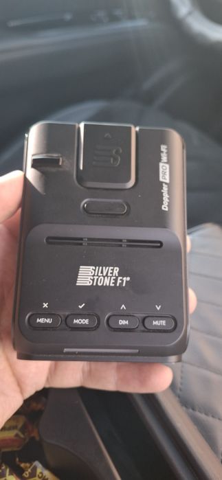 Silverstone F1 dopler pro wi fi состояние отличное.на экране плёнка ес