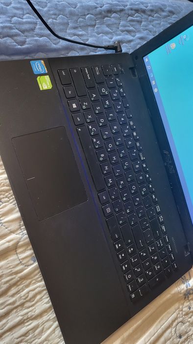 Лаптоп Asus Desktop-P07DMC6