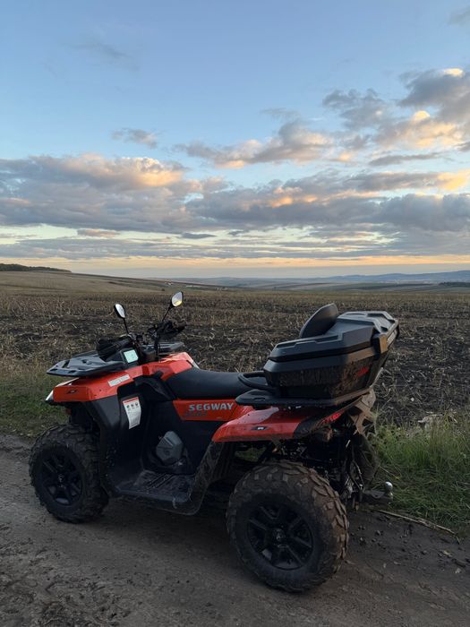 Vând atv segway At5L
