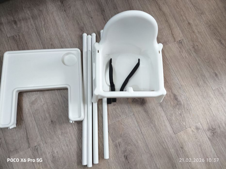 Стульчик для кормления ребенка