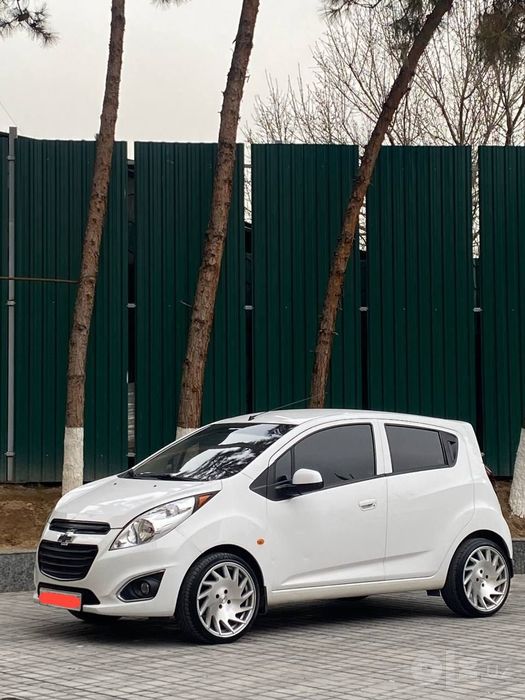 Spark sotiladi 3800 en oxirgi narxi