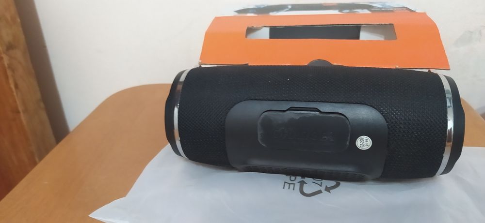 Бумбокс новый в коробке.