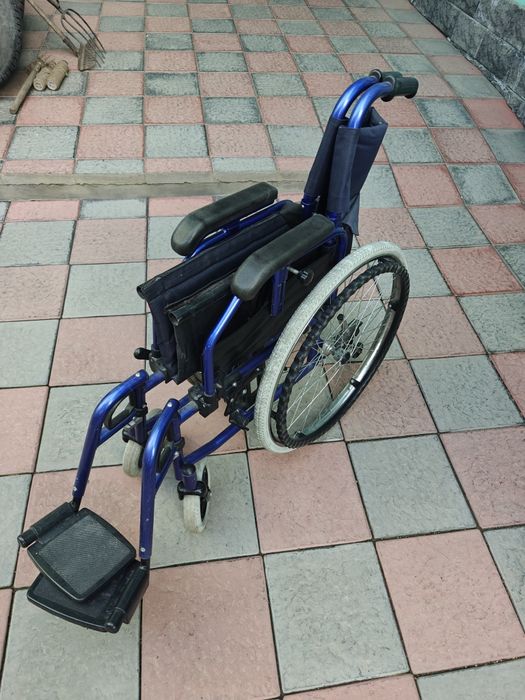 Инвалидная коляска