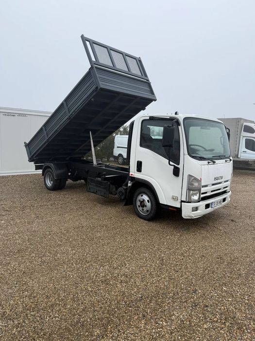 Isuzu N1R basculanta 3.5 t Isuzu N1R BA10basculanta pe 3 parti /3.5 t se conduce cu cat B