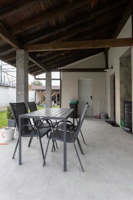 Къща под наем в.з. Врана - Лозен