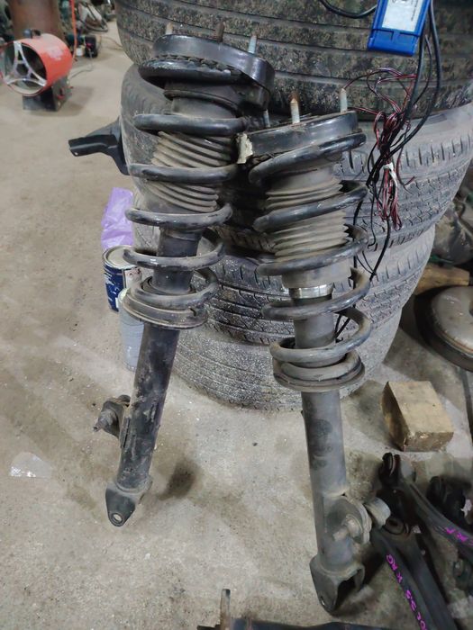 Стойки крайслер 300с