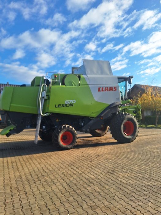 Claas lexion 670 Montana 4x4 c 6.60m