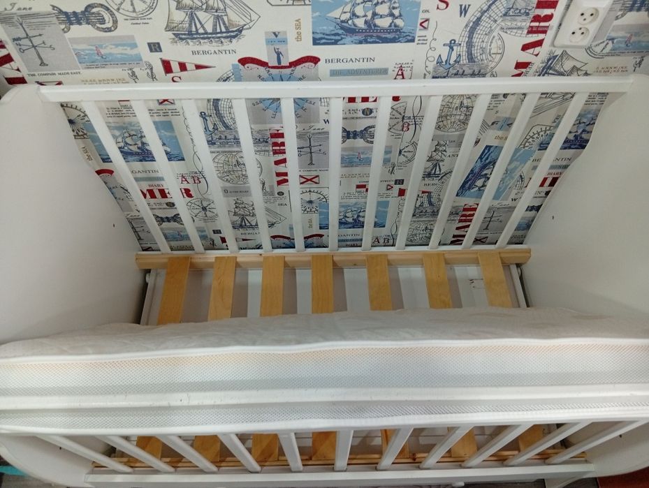 Продам детскую кровать
