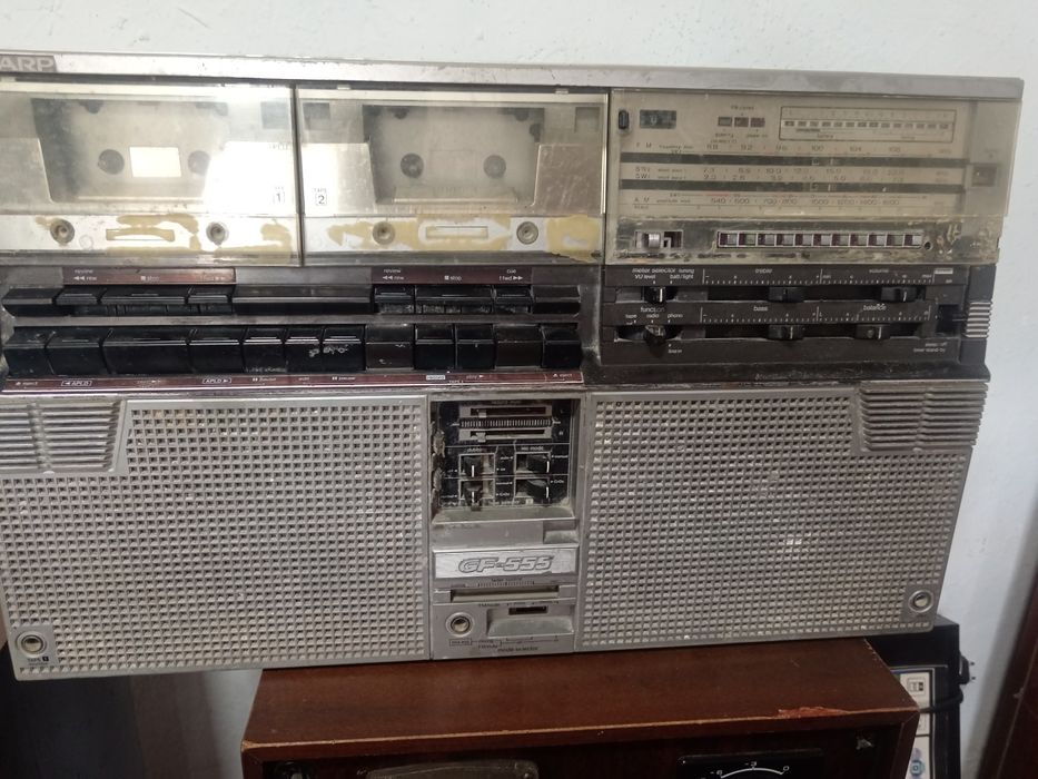 Магнитола Шарп 555