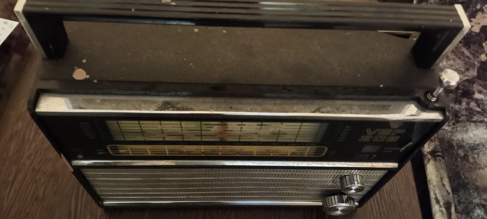 Radio Vef 206 Sharp gf 2800