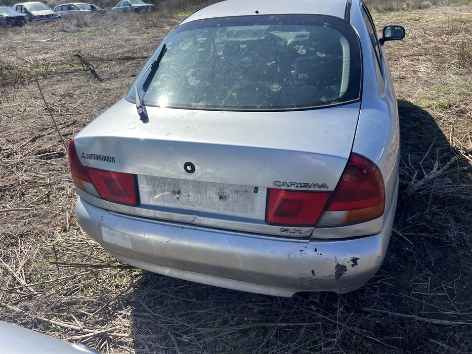 Mitsubishi Carisma 90 кс 1.6 бензин на части