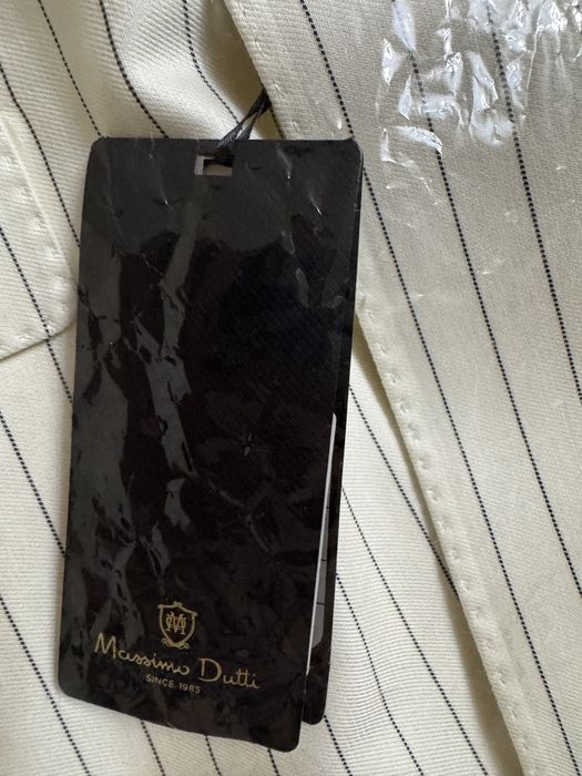 Пиджак от бренда Massimo Dutti