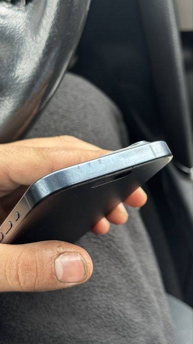 Срочно продам 15 про 256гб