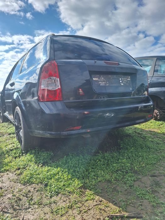 Dezmembrez chevrolet lacetti