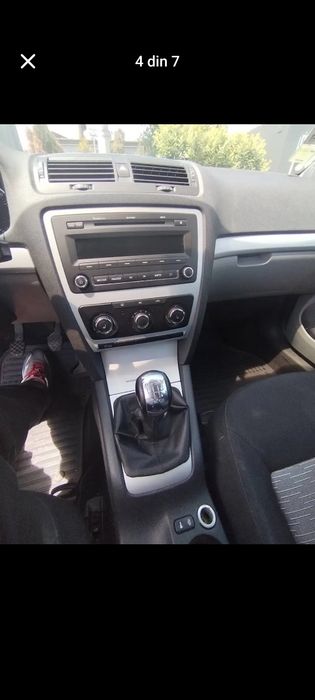 Vând Skoda Octavia 2 an 2010