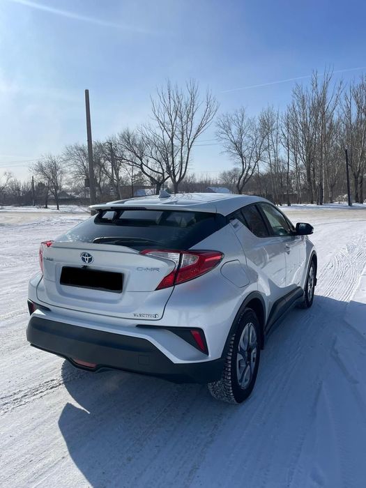 Автомобиль тойота