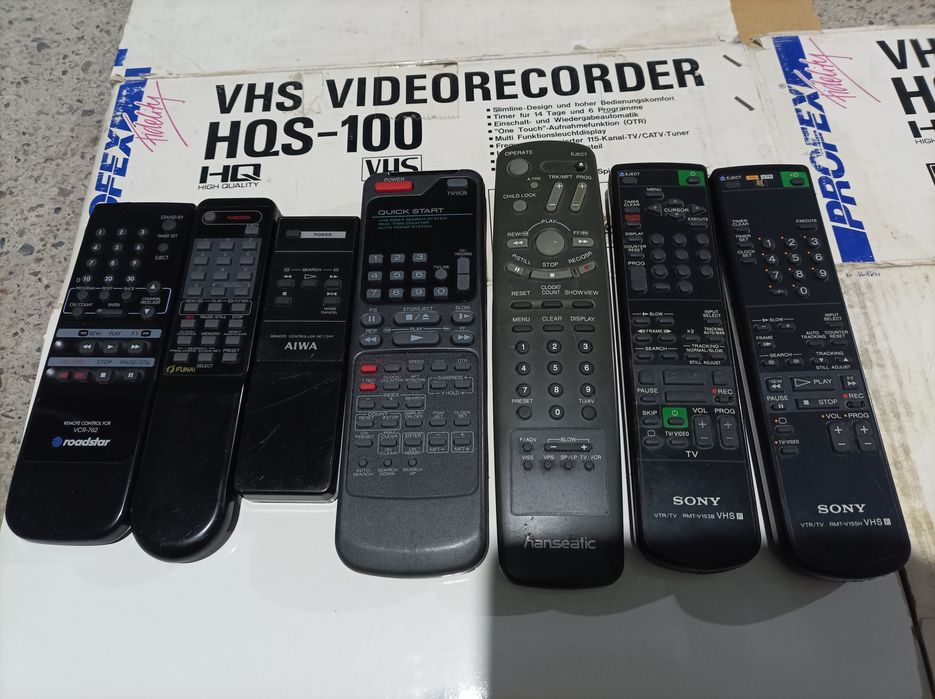 Видео магнитофон пульт управлени