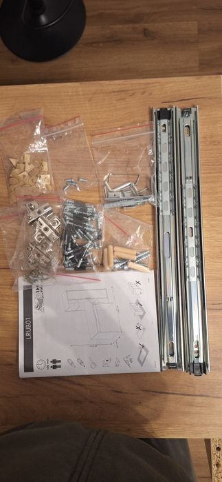 Birou cu dulap Mömax