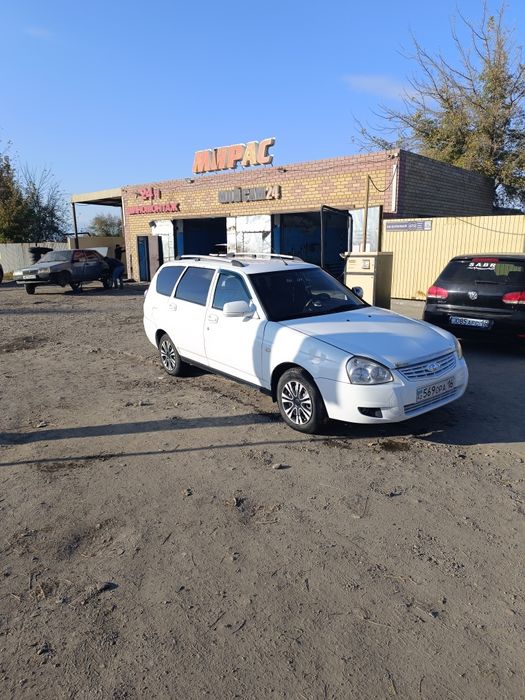 Продам Приору 2 универсал