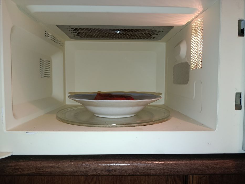 Микроволновая печь