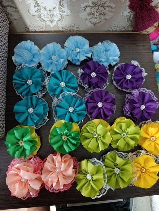 Продам бантики для девочек