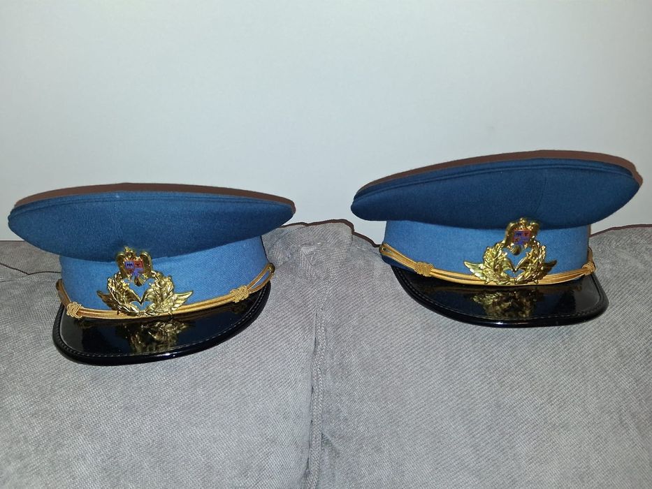 Vând cascheta militară preț 120 lei