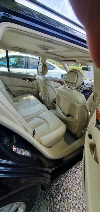 Mercedes E320i комби