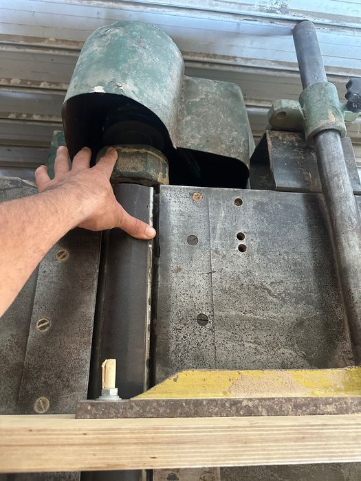 Планя-4 Ножа,Дървообработваща машина