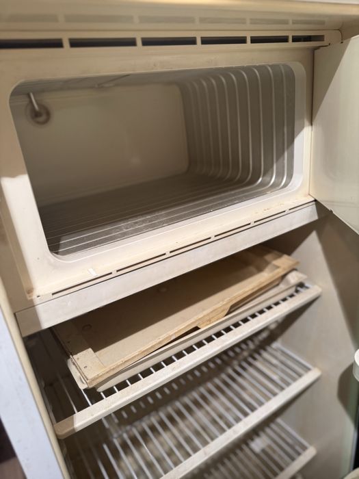 Продам   холодильник