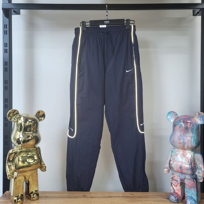 Штаны Nike светоотражающие