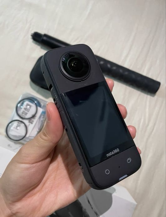 insta 360 x3 action camera