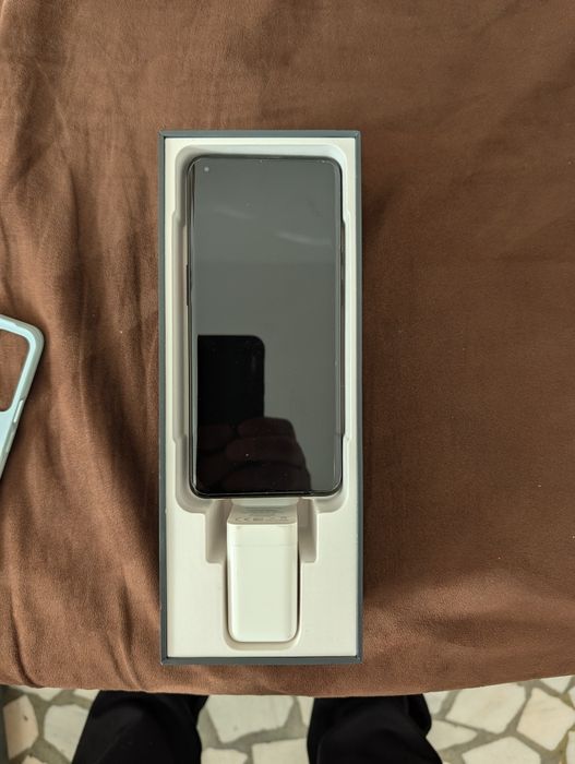OnePlus 9 pro 256 GB