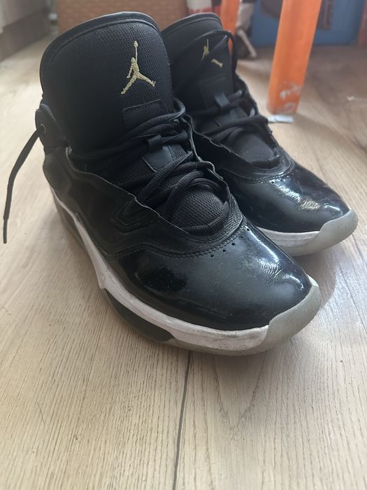 Jordan Stay Loyal 3