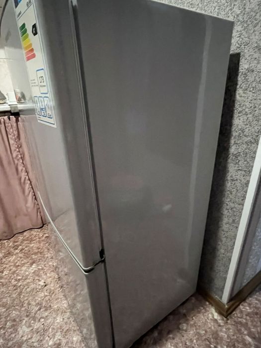 холодильник Сатылады 40 000