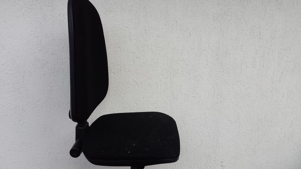 Scaun pentru birou .