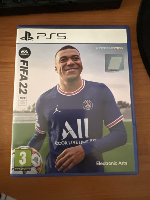Vand Fifa 22 pentru ps5