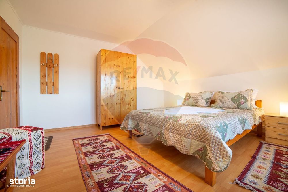 Hotel / Pensiune cu 16 camere de vânzare