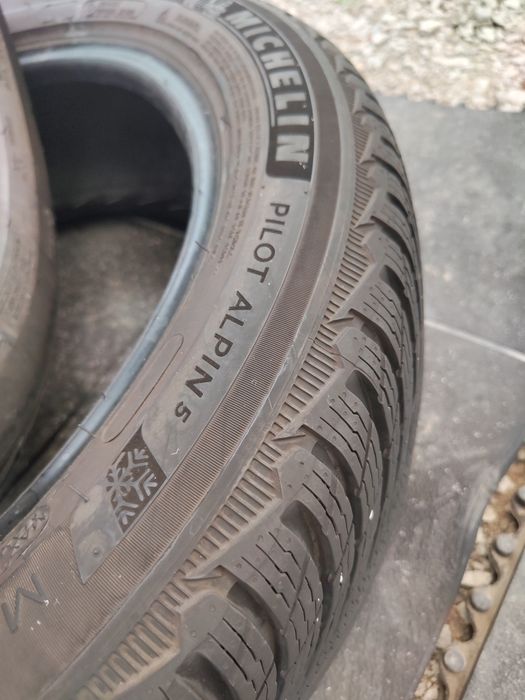 2 бр 205/55/17 Michelin