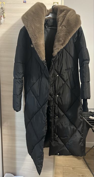 Продам зимнюю куртку