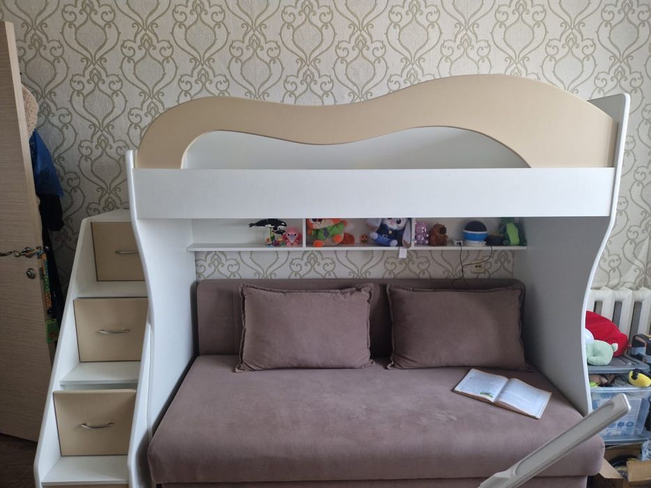 Продам кровать !