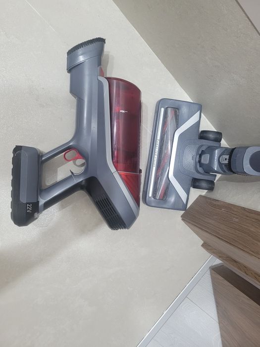 Пылесос б/у но   почти не использовал