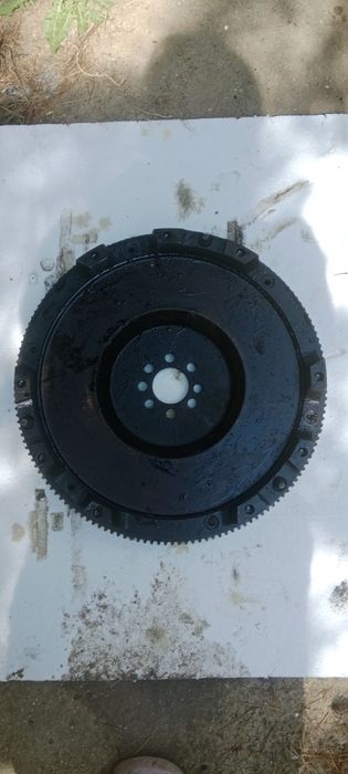 Продам интеркулер на ГАЗ 3309.Маховик ГАЗ 3309