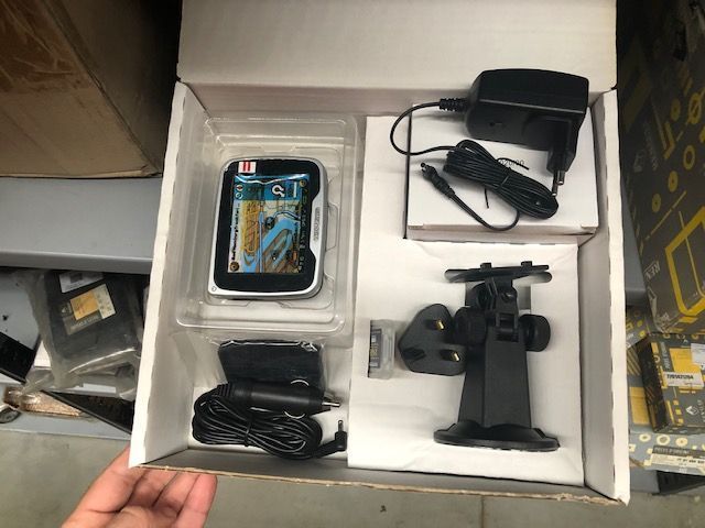 Navigatie Navimaster VDO Dayton pn2050 7711422397 MP3, 3.5" touch display, 12 calale gps, cu jocuri, rutare vocala, Bluetooth, 65MB memorie,