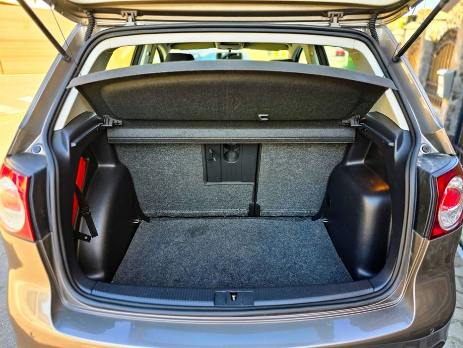 Vw Golf Plus 2013 benzina Euro5 dotari multe