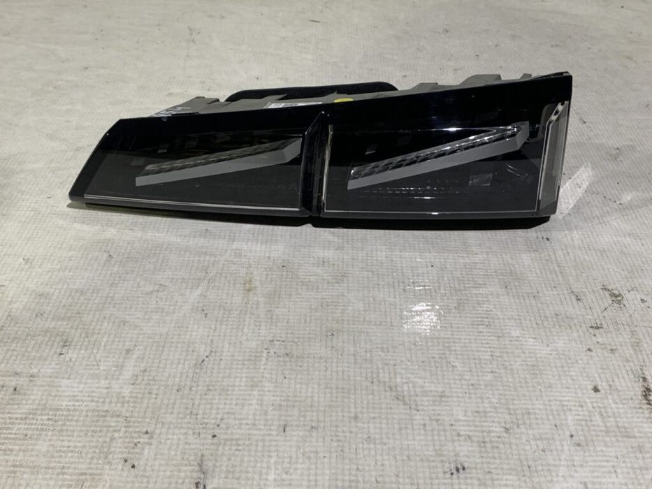 Stop dreapta spate pe hayon, Peugeot 308 GT, 2021, 2022, 2023, 2024, cod origine OE 9835300380.